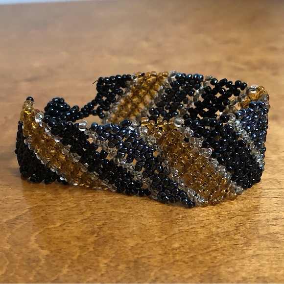 EUC VTG Handmade Earth Tone Seed Bead Bracelet with Diagonal Design - Picture 6 of 13